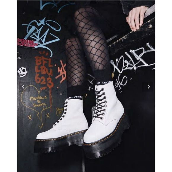 Dr Martens 1460 Pascal Max WomensPlatform Leather Boots In White Size 9